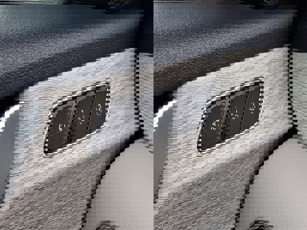 Used 2023 Hyundai Palisade Calligraphy image 24