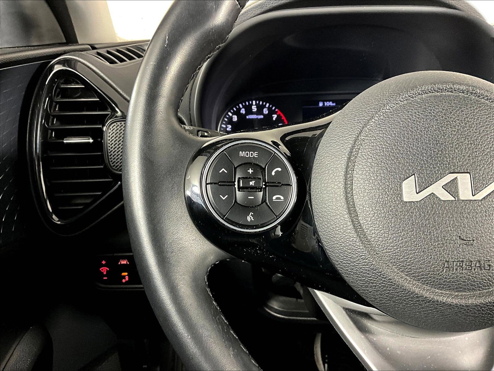 Certified 2022 Kia Soul GT-Line FWD image 10