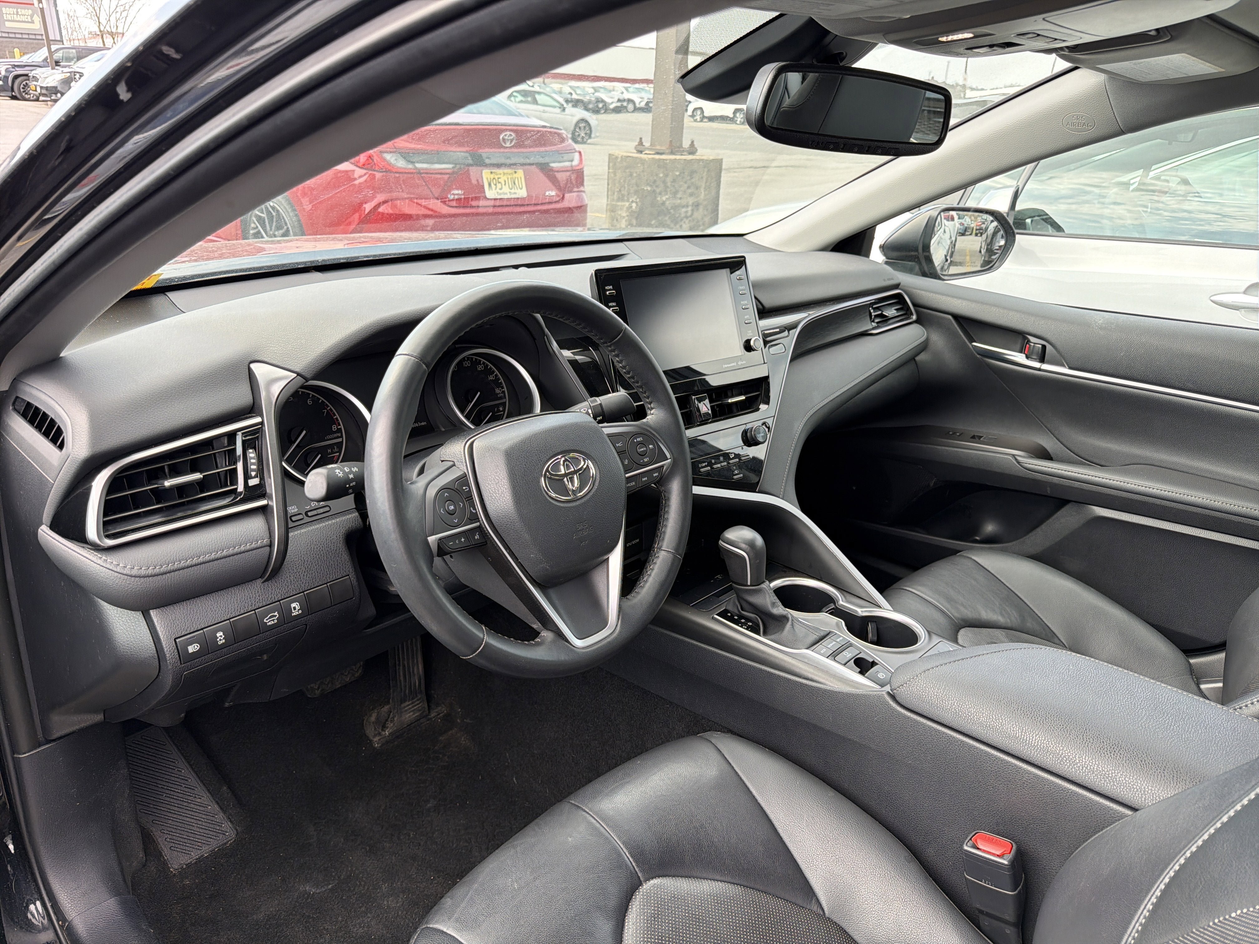 Used 2023 Toyota Camry XLE AWD/4WD image 9
