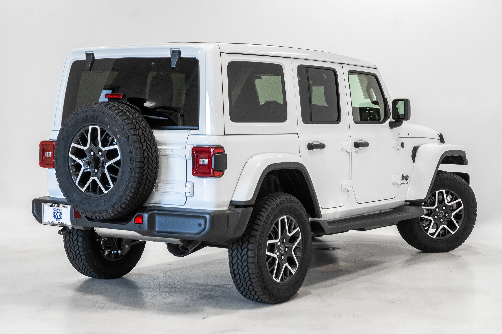 New 2027 Jeep Wrangler Unlimited Sahara AWD/4WD image 28