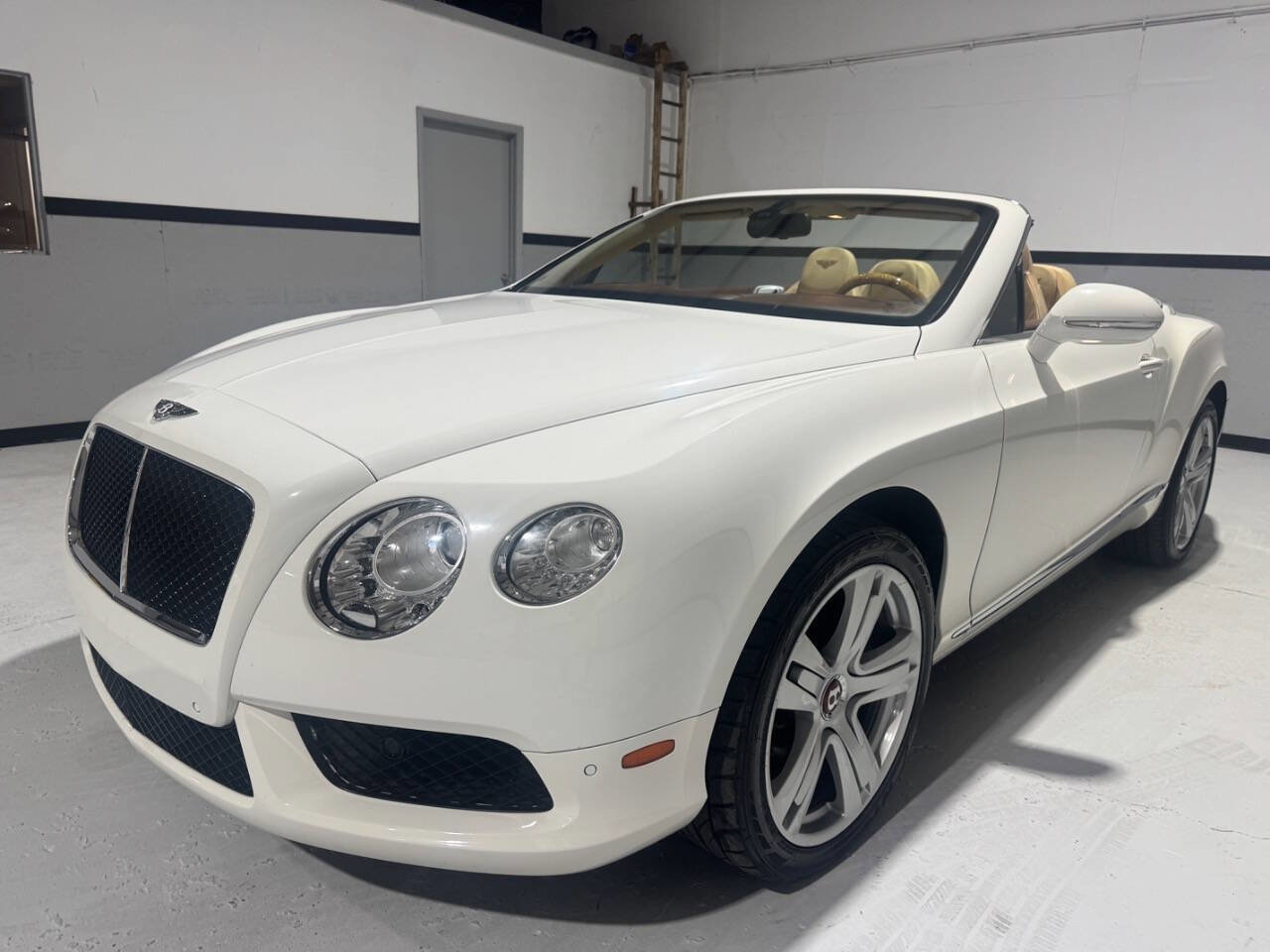 Used 2013 Bentley Continental GT image 16