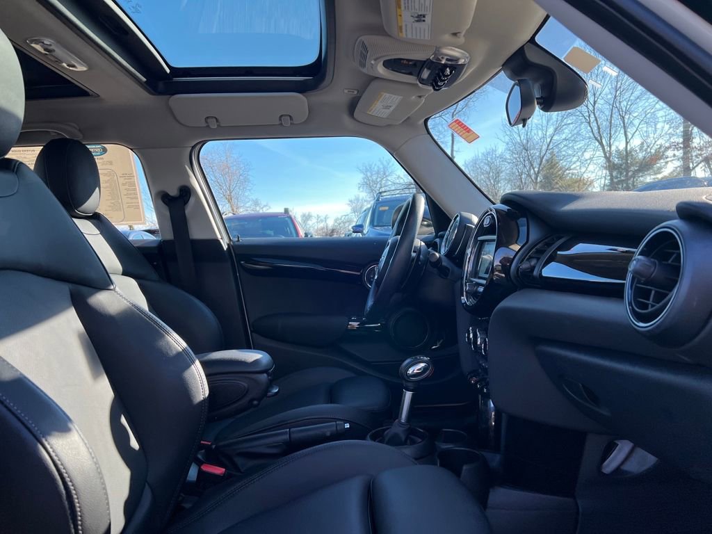 Used 2019 MINI Cooper S w/ Storage Package image 18