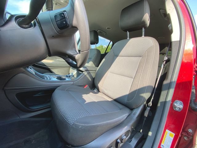 Used 2021 GMC Acadia SLE w/ Driver Convenience Package AWD/4WD image 18