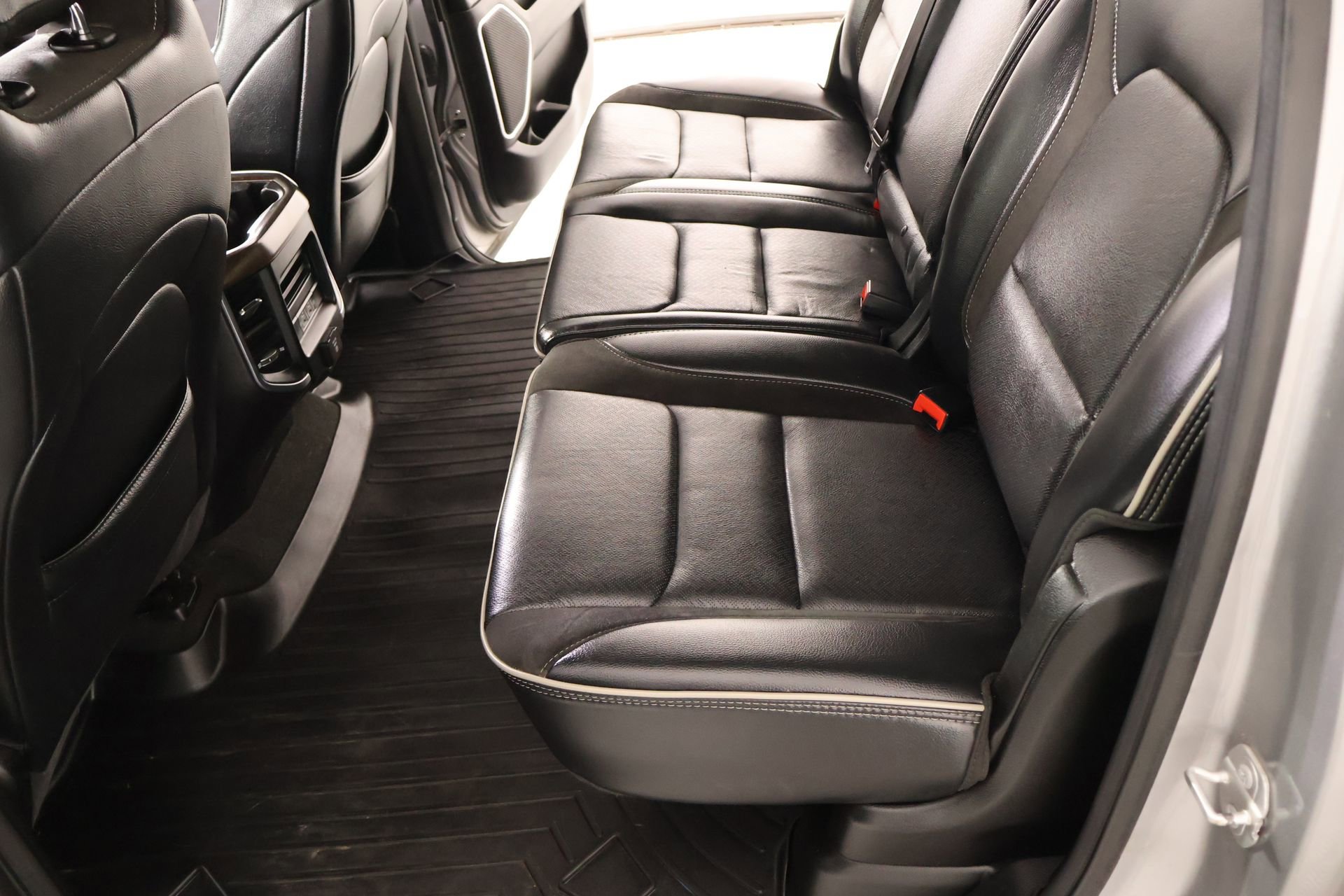 Used 2022 RAM 1500 Laramie RWD image 13