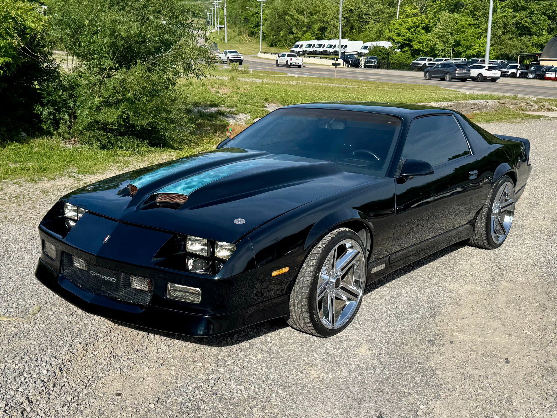Used 1989 Chevrolet Camaro IROC-Z RWD image 2