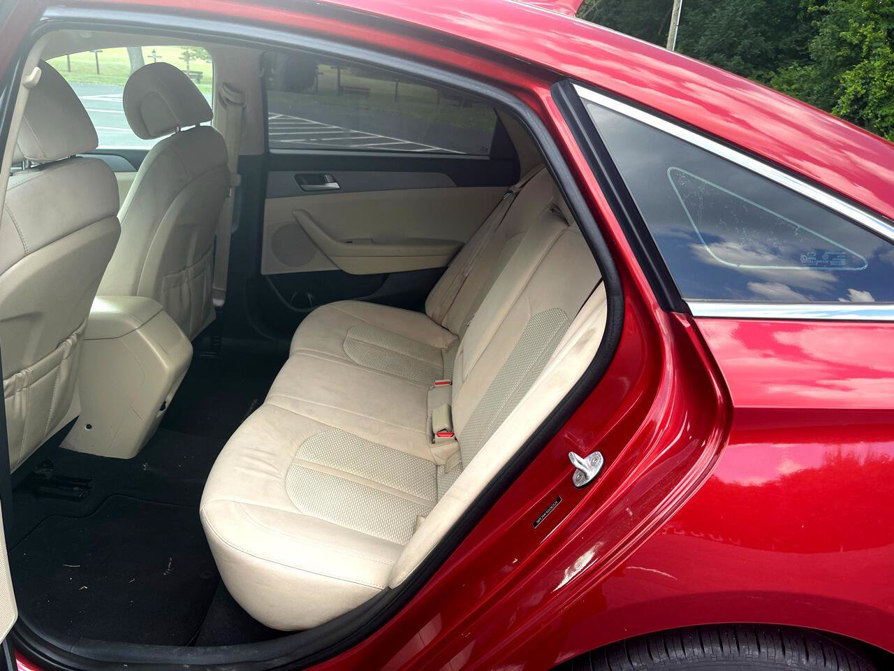 Used 2016 Hyundai Sonata SE FWD image 40