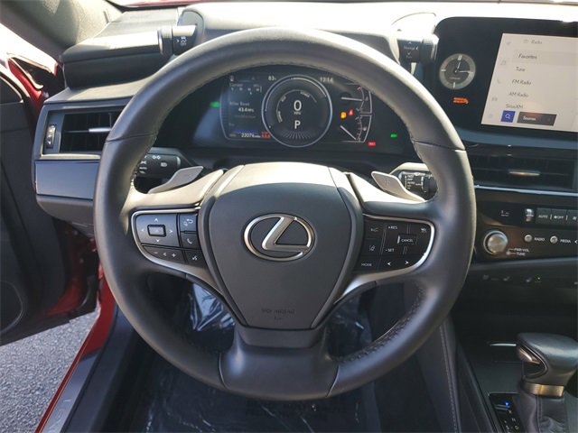 Used 2024 Lexus ES 300h w/ Premium Package image 15
