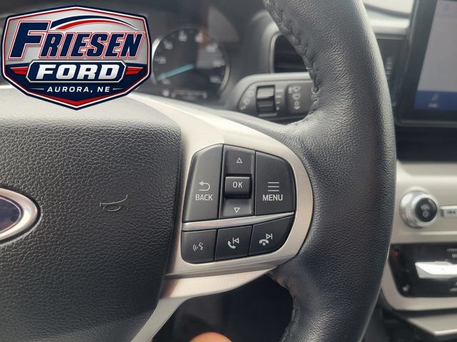 Used 2023 Ford Explorer XLT w/ Equipment Group 202A AWD/4WD image 16