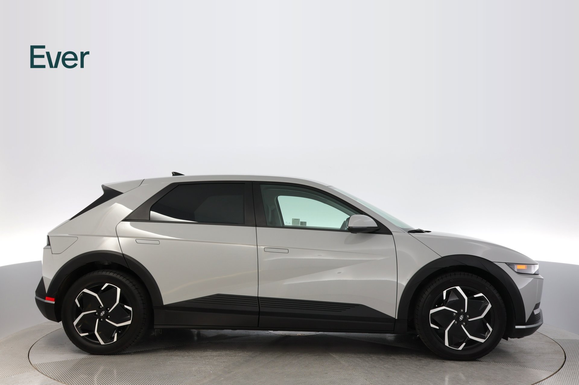 Used 2024 Hyundai Ioniq 5 SEL RWD image 13