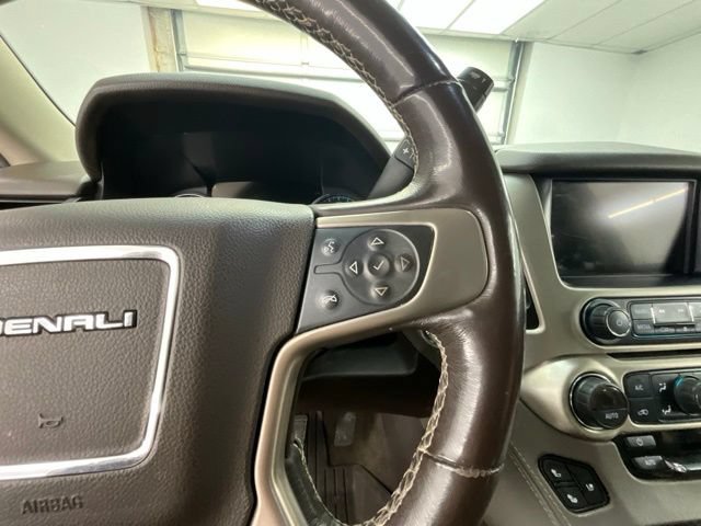Used 2019 GMC Yukon XL Denali w/ Denali Ultimate Package AWD/4WD image 19