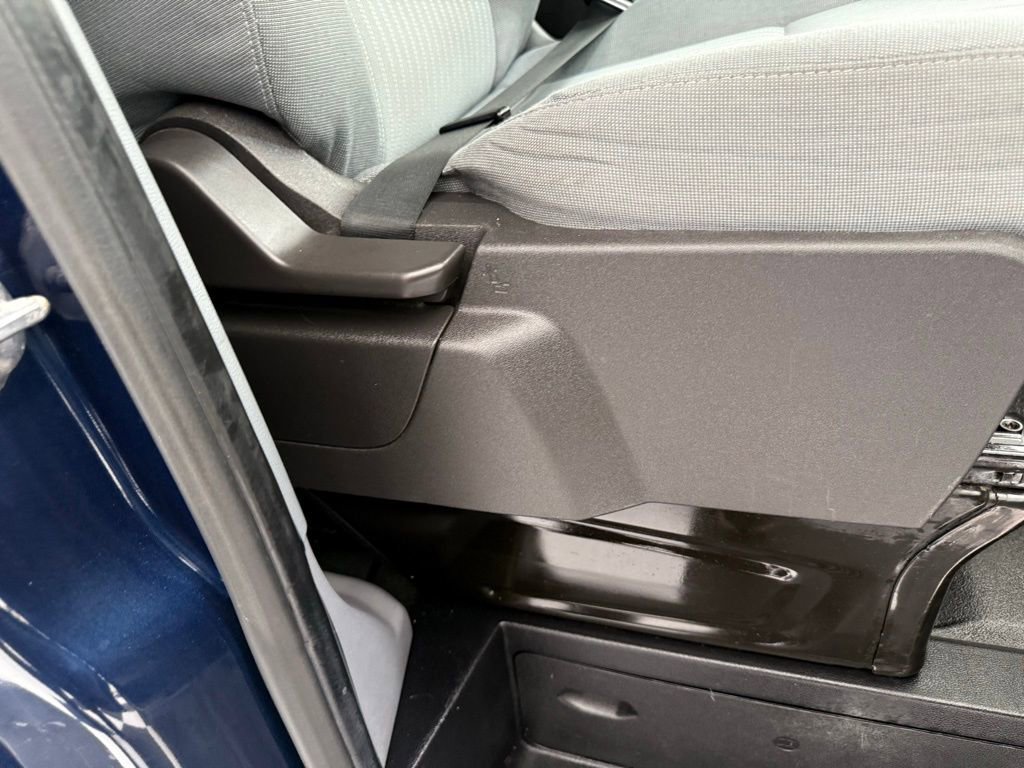 Used 2015 Ford Transit 150 XL image 14