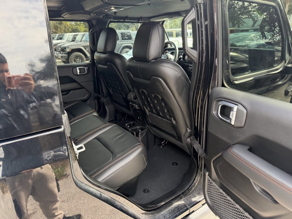 Used 2022 Jeep Gladiator Mojave w/ Trailer Tow Package image 30