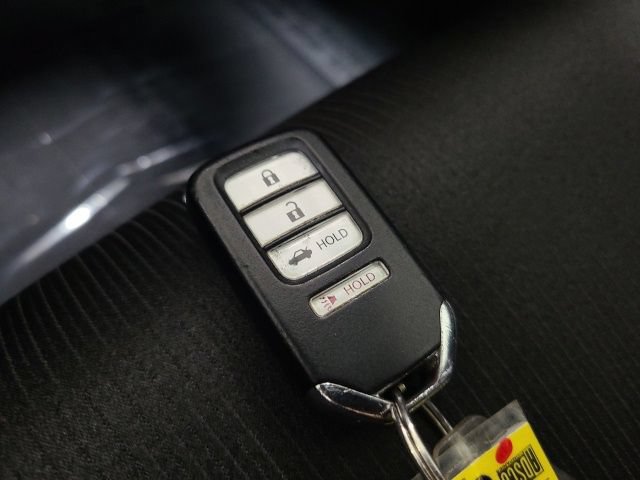 Used 2018 Honda Accord Sport image 32