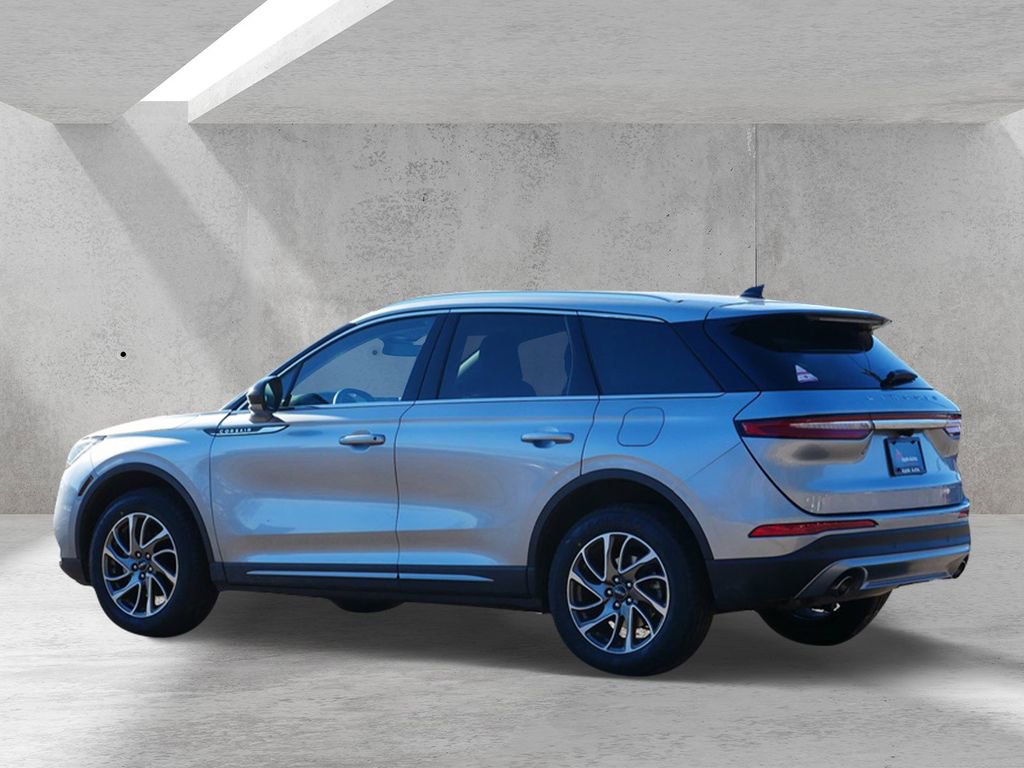 Used 2021 Lincoln Corsair FWD w/ Equipment Group 101A image 4