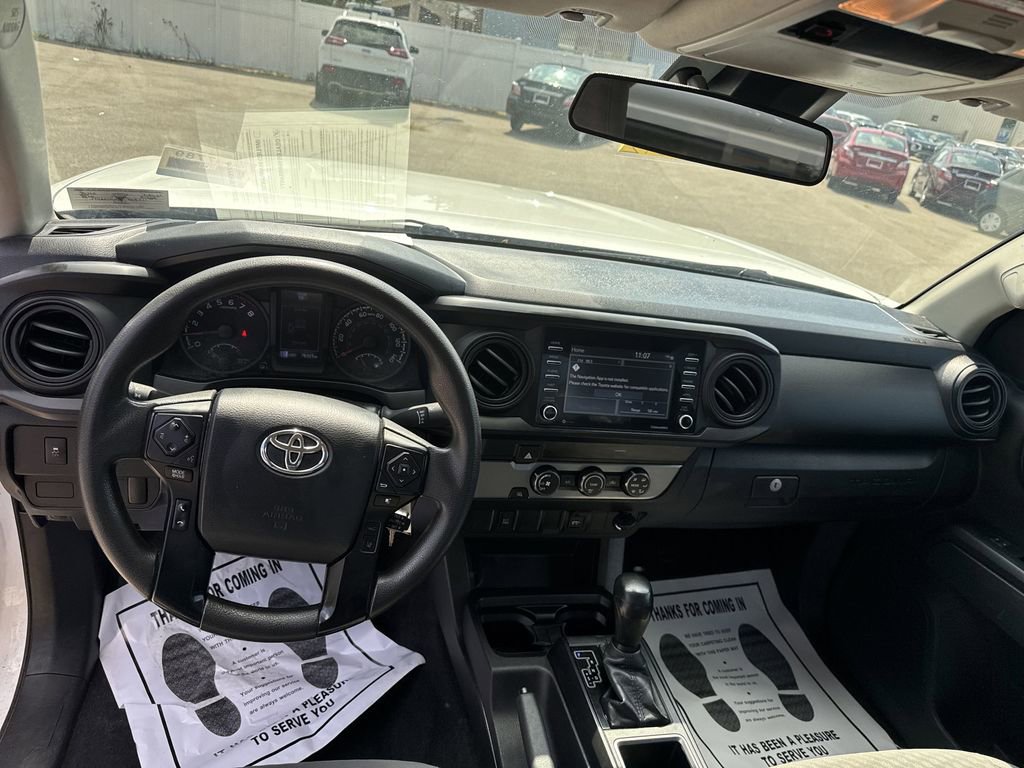 Used 2020 Toyota Tacoma 2WD Access Cab image 12