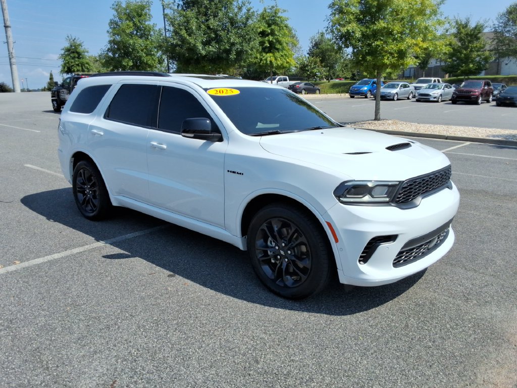 Used 2025 Dodge Durango R/T AWD/4WD image 3