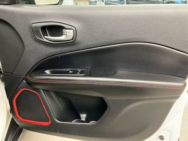 Used 2020 Jeep Compass Trailhawk image 25