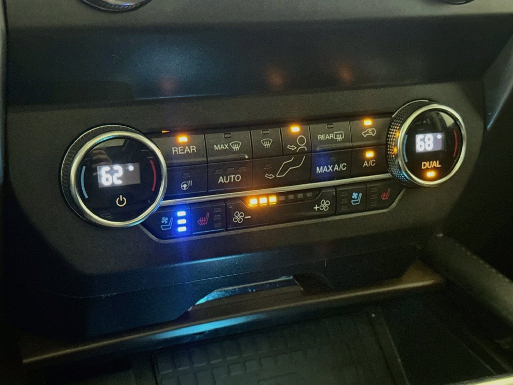 Used 2020 Ford Expedition Max Platinum AWD/4WD image 19