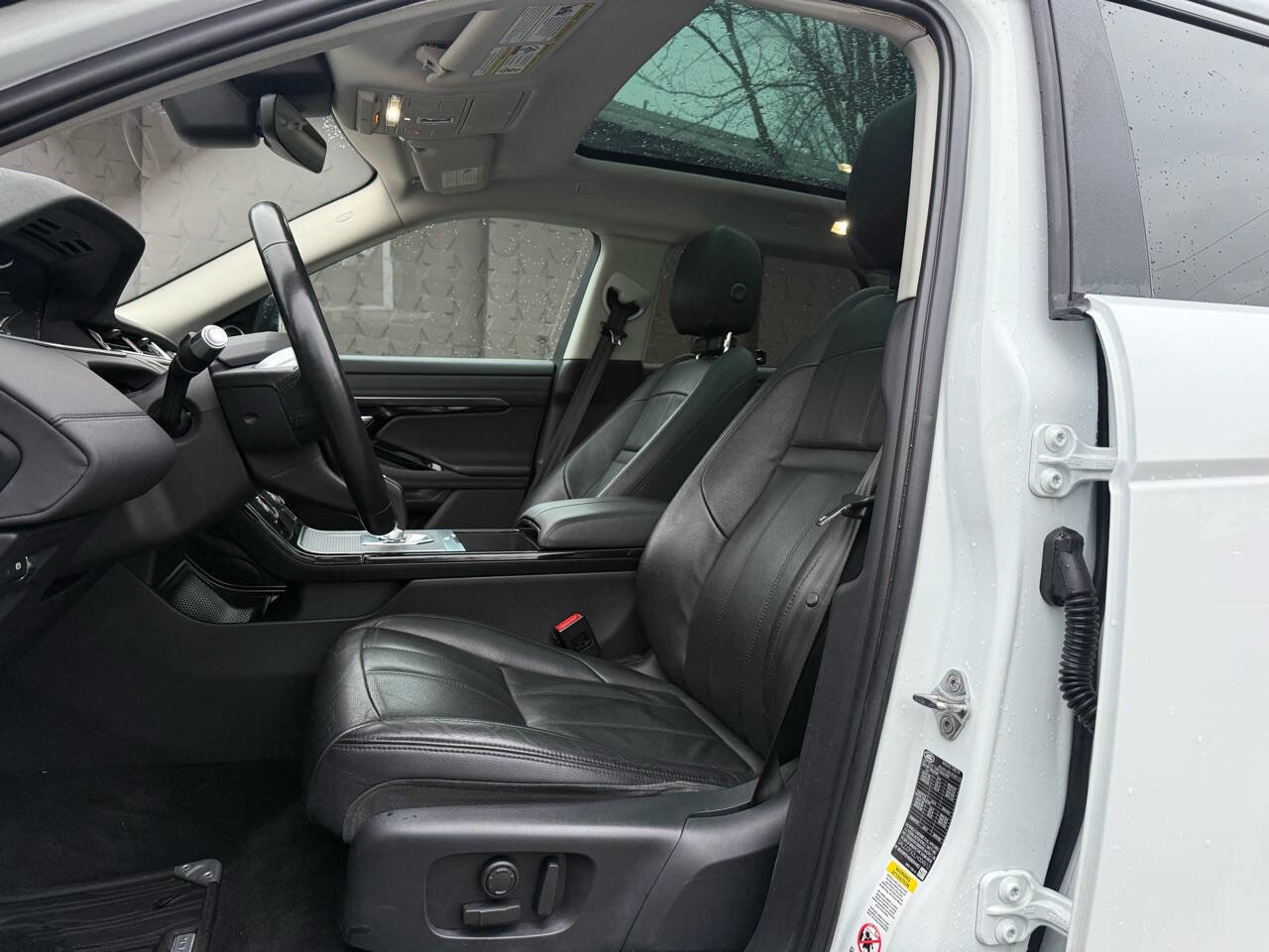 Used 2020 Land Rover Range Rover Evoque S image 59