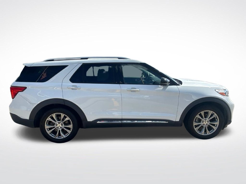 Used 2022 Ford Explorer Limited w/ Equipment Group 301A RWD image 12