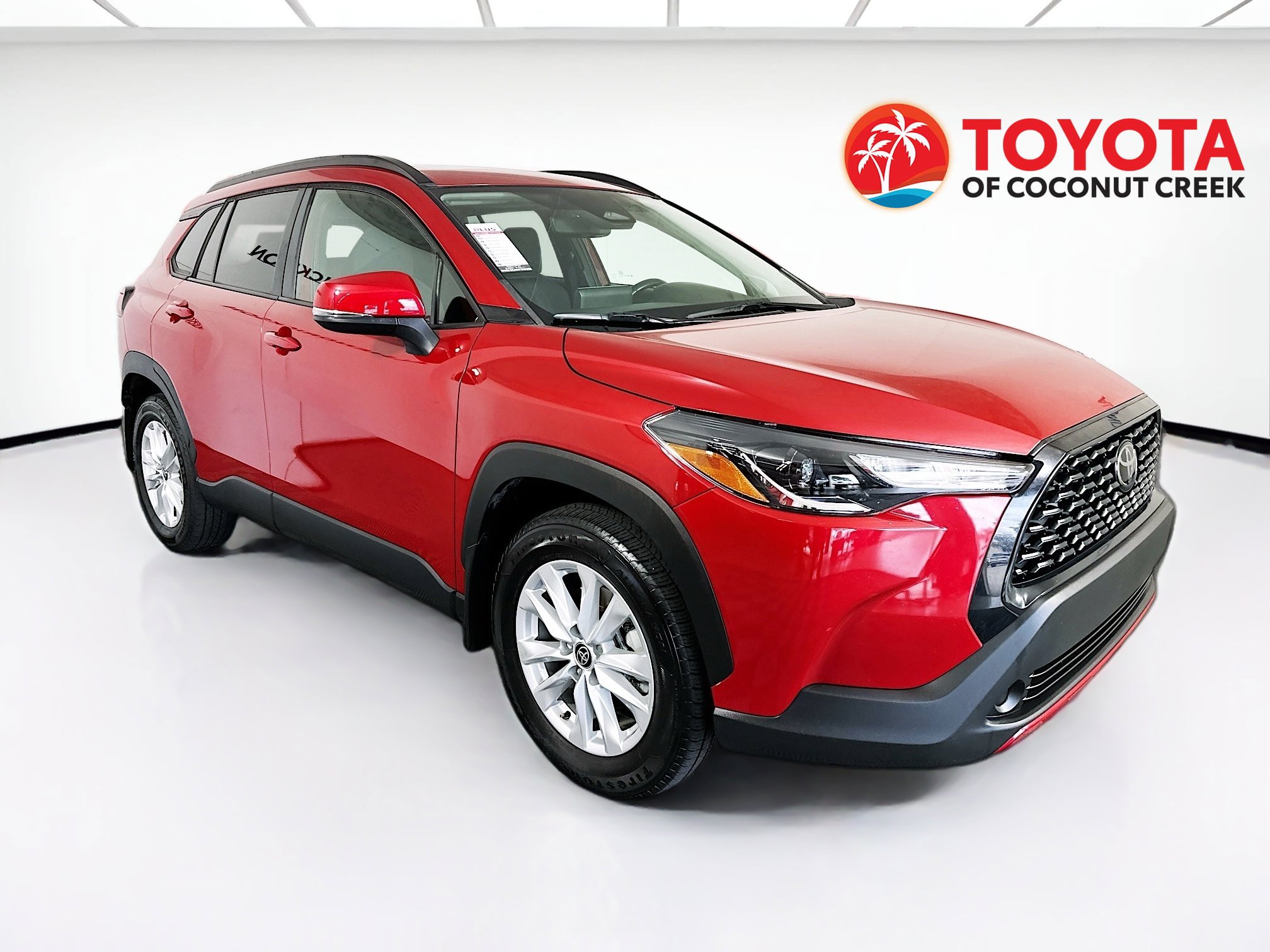 Used 2024 Toyota Corolla Cross LE w/ Moonroof Package image 1