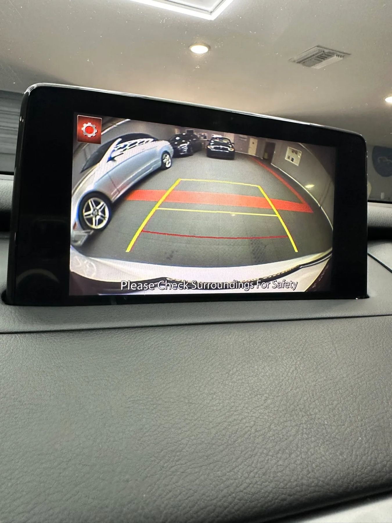 Used 2018 MAZDA CX-9 Touring FWD image 21