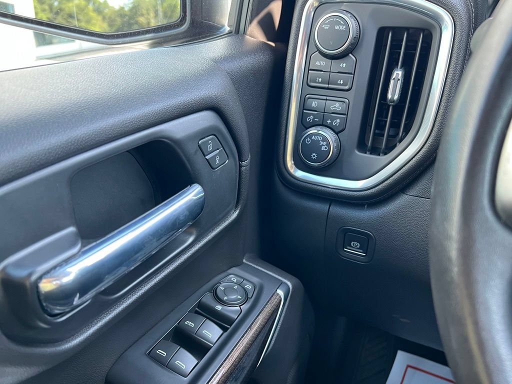 Used 2021 Chevrolet Silverado 1500 RST w/ Z71 Off-Road Package AWD/4WD image 22