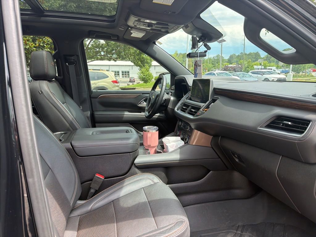 Used 2023 Chevrolet Suburban High Country AWD/4WD image 34