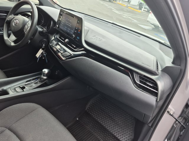 Used 2019 Toyota C-HR LE FWD image 6