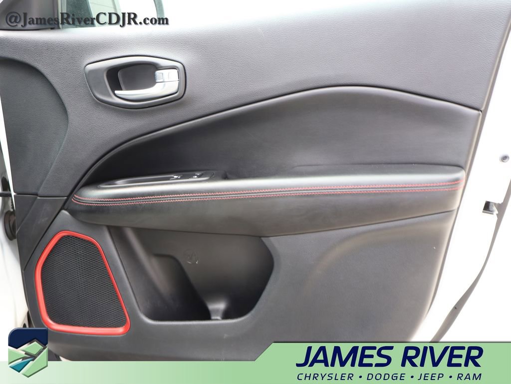 Used 2021 Jeep Compass Trailhawk AWD/4WD image 8