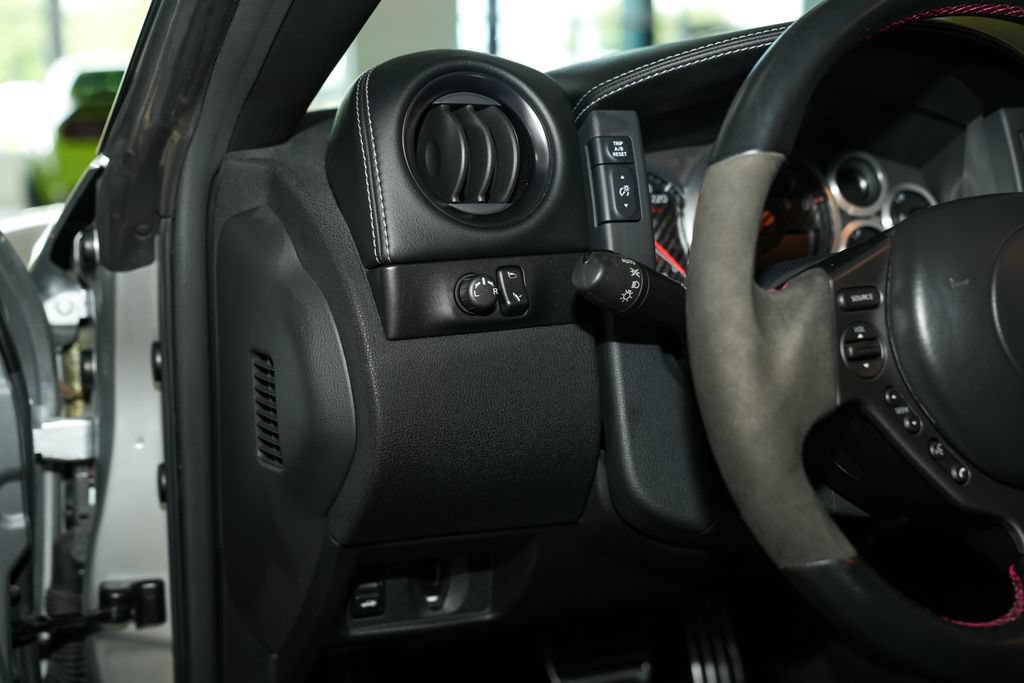 Used 2016 Nissan GT-R Premium AWD/4WD image 42