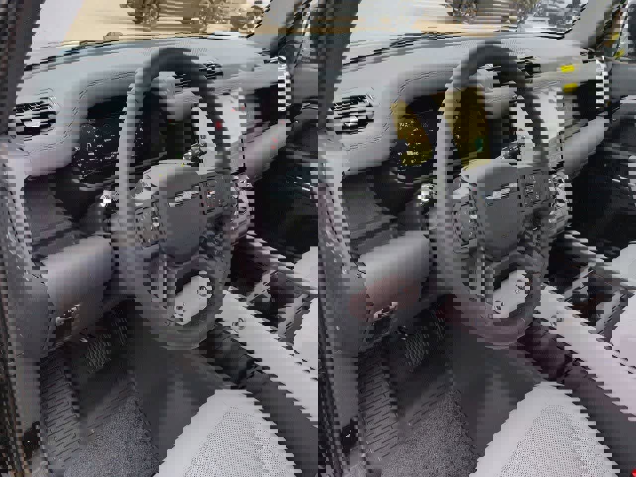 New 2026 Land Rover Defender 130 S image 2