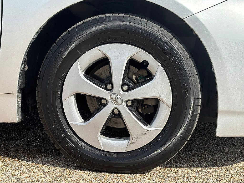 Used 2015 Toyota Prius Two FWD image 7