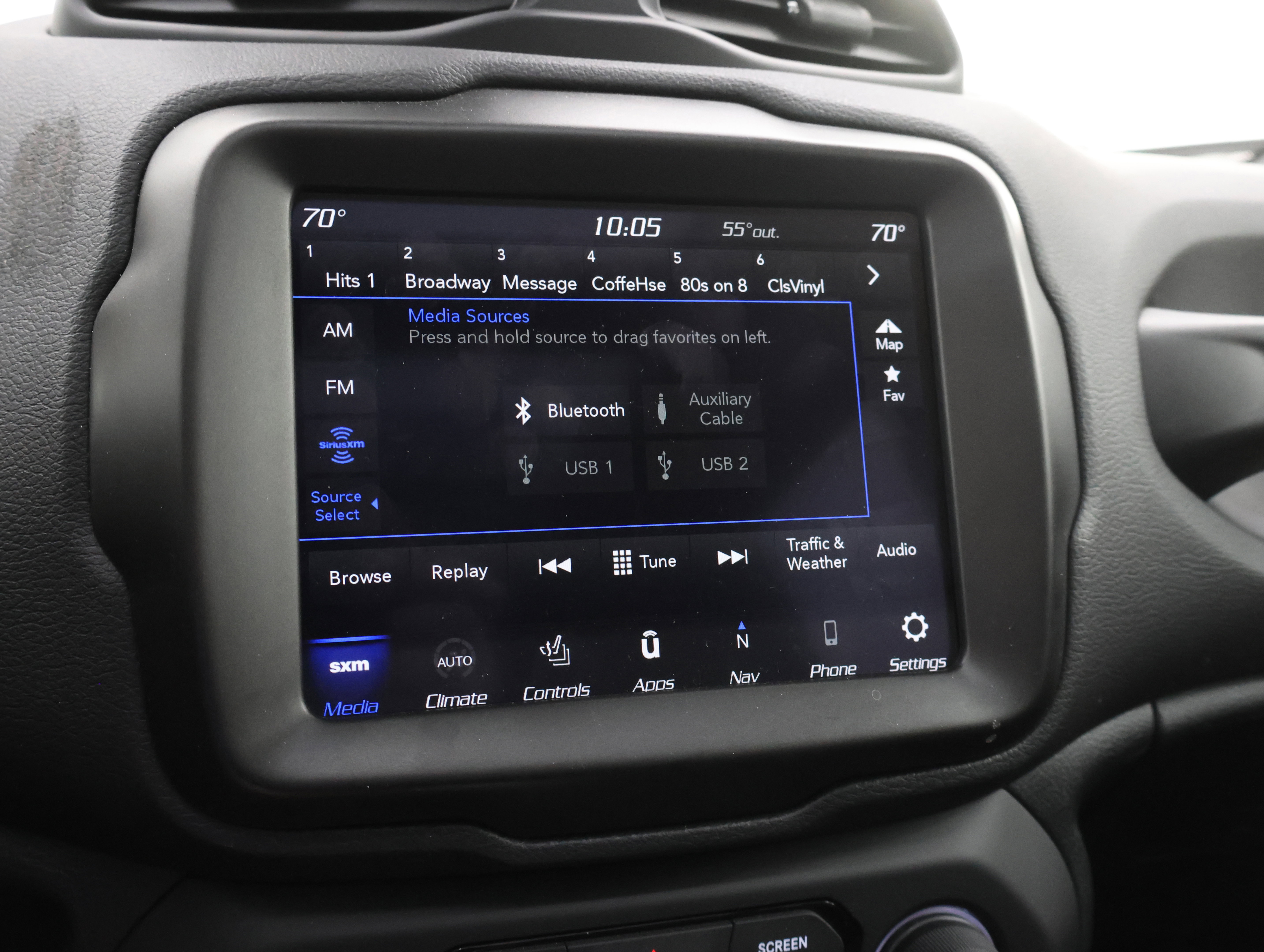 Used 2023 Jeep Renegade Trailhawk w/ Sun/Sound Group AWD/4WD image 46