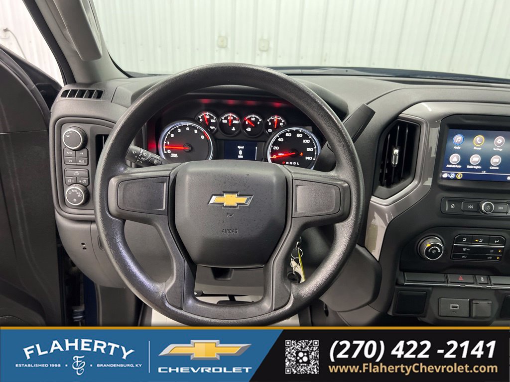 Used 2020 Chevrolet Silverado 1500 W/T w/ Trailering Package AWD/4WD image 23