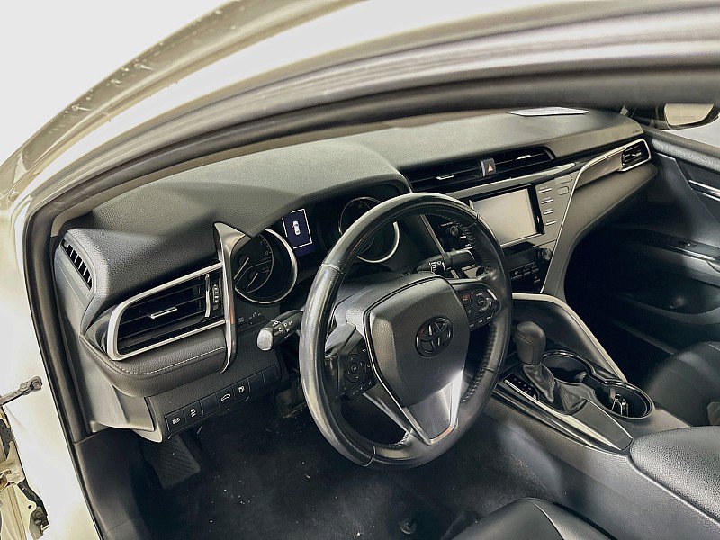 Used 2018 Toyota Camry SE FWD image 9