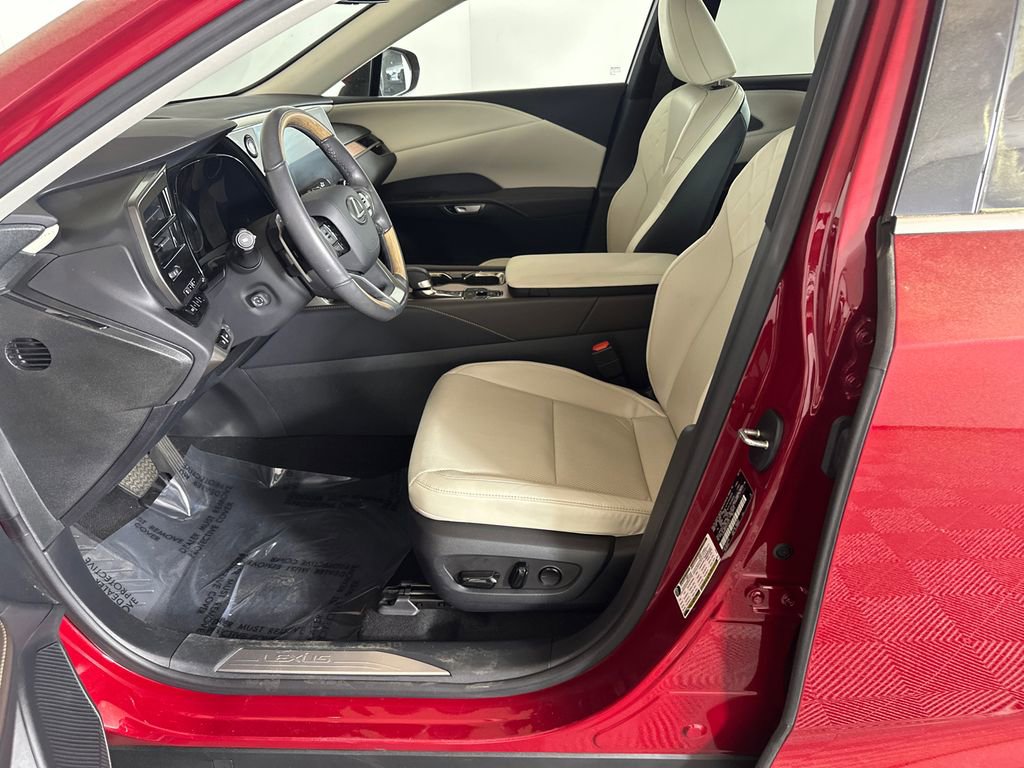 Used 2023 Lexus RX 350 Premium w/ Cold Area Package image 9