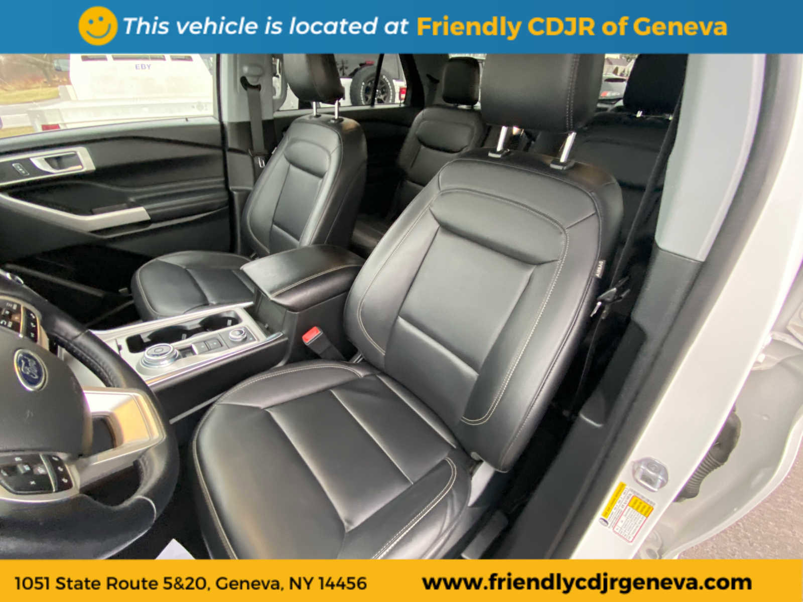 Used 2022 Ford Explorer XLT w/ Equipment Group 202A image 9