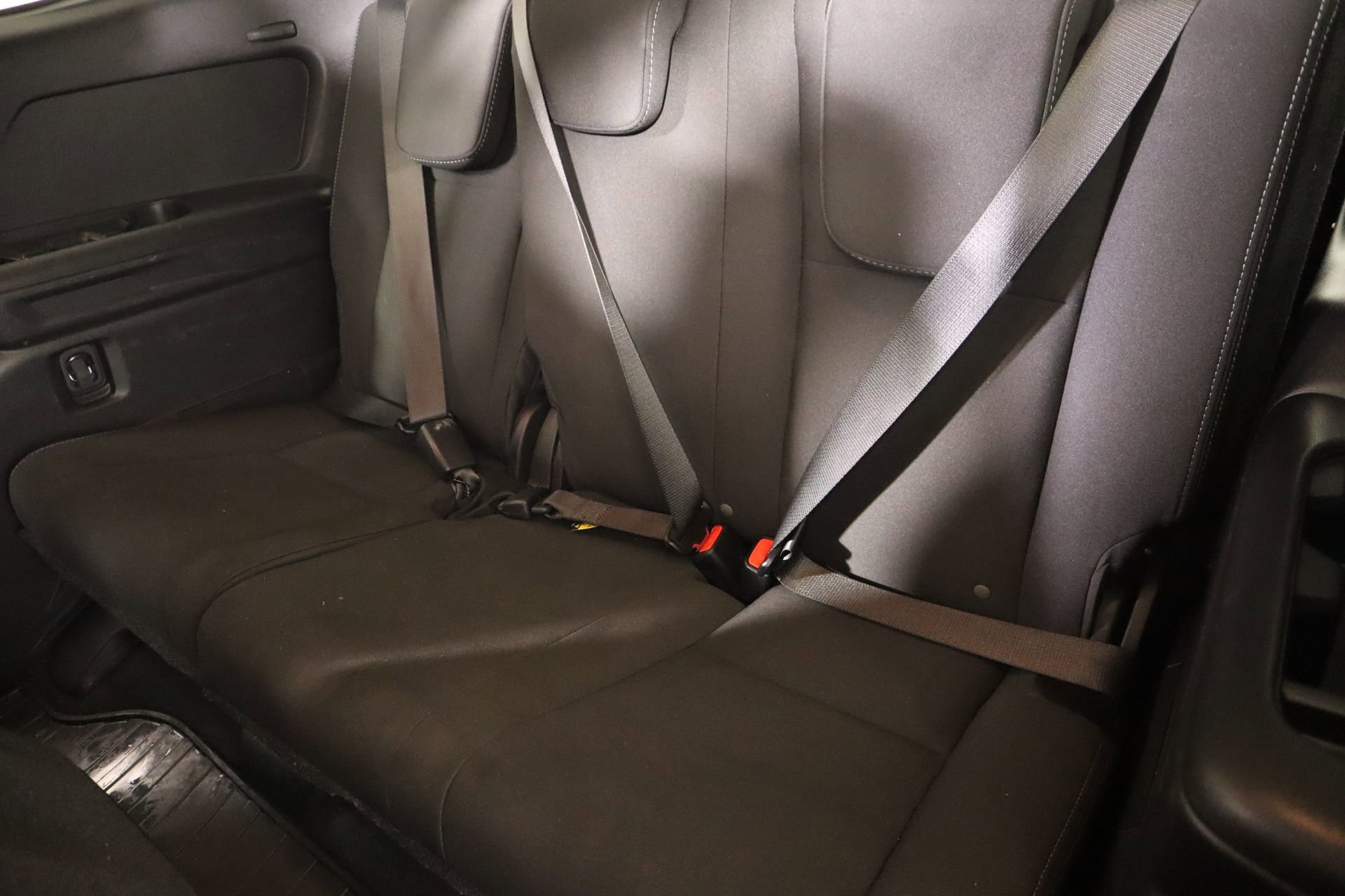 Used 2023 Subaru Ascent Premium image 13