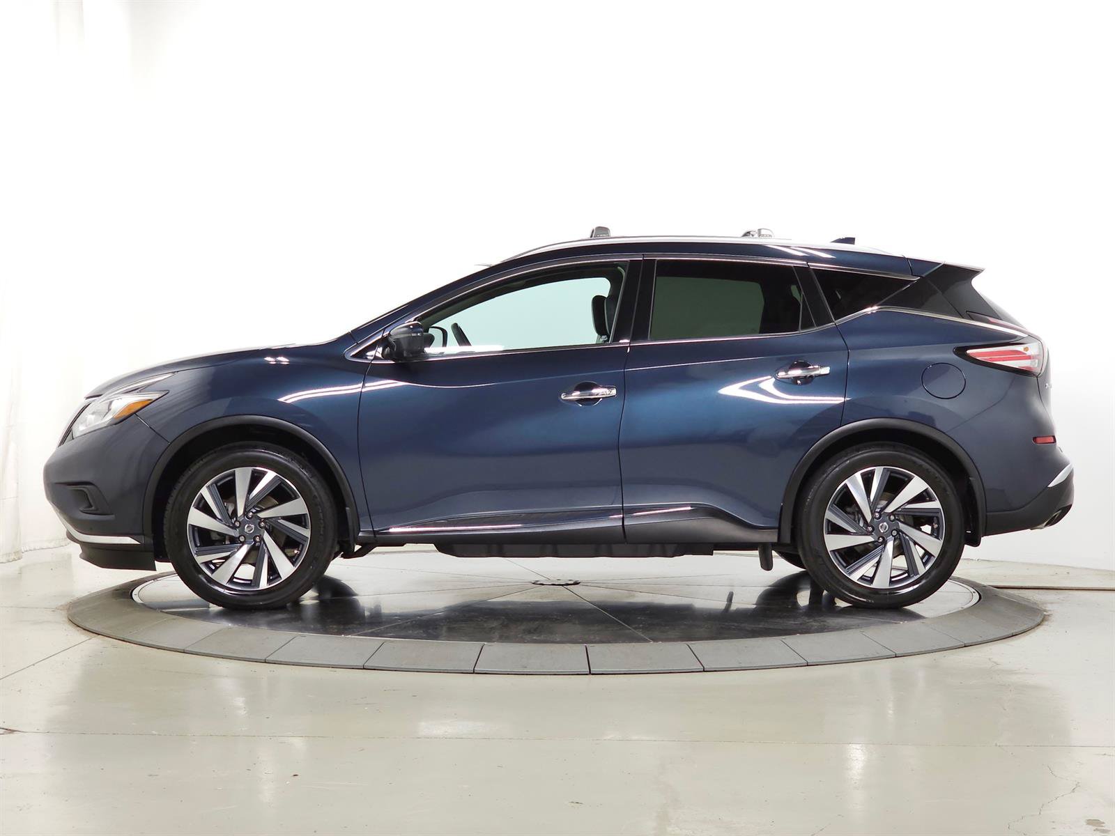 Used 2018 Nissan Murano Platinum w/ Cargo Package AWD/4WD image 4