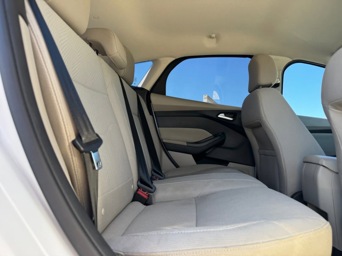 Used 2015 Ford Focus Electric Hatchback image 18