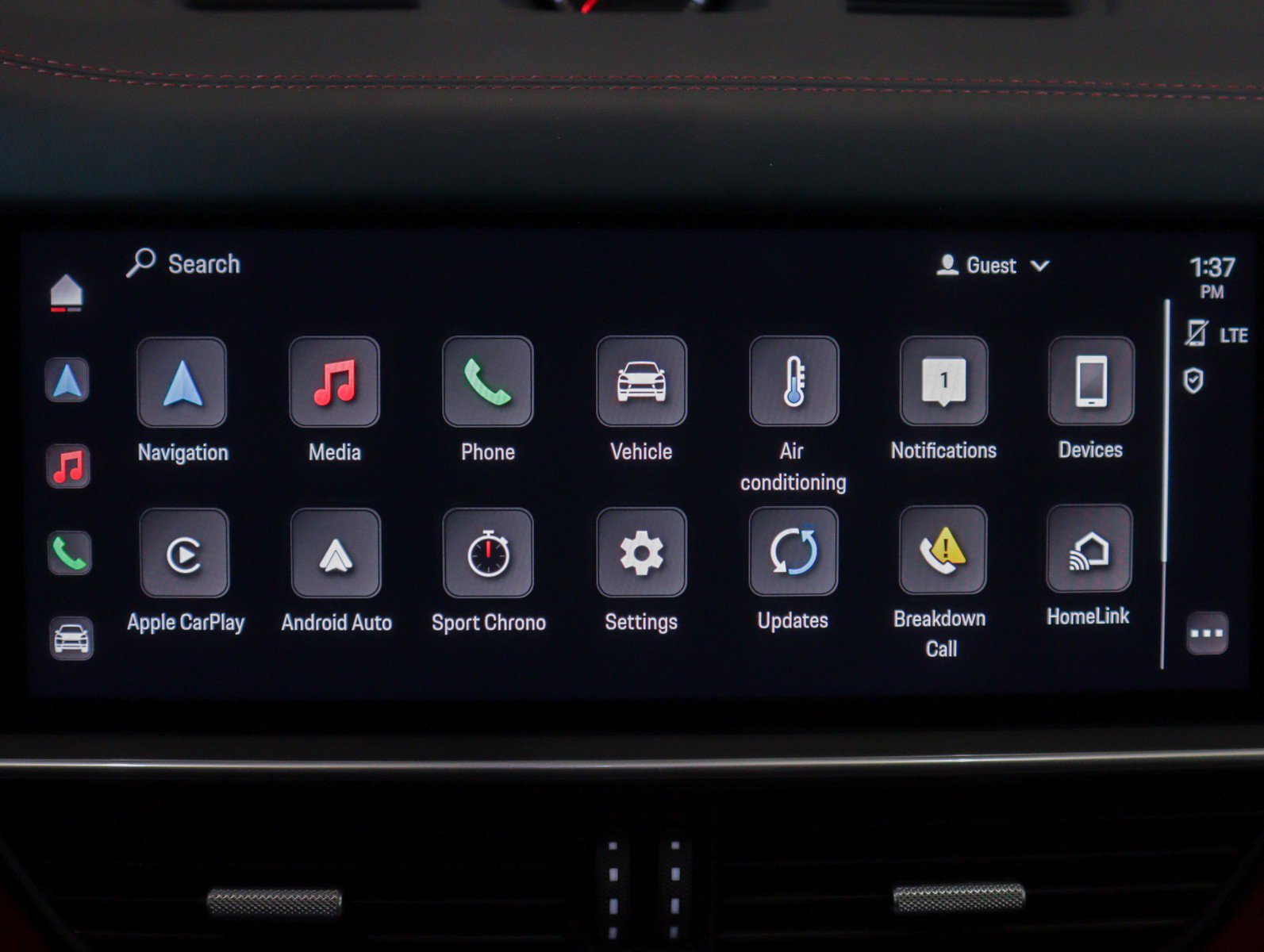 Certified 2023 Porsche Cayenne Platinum Edition image 20