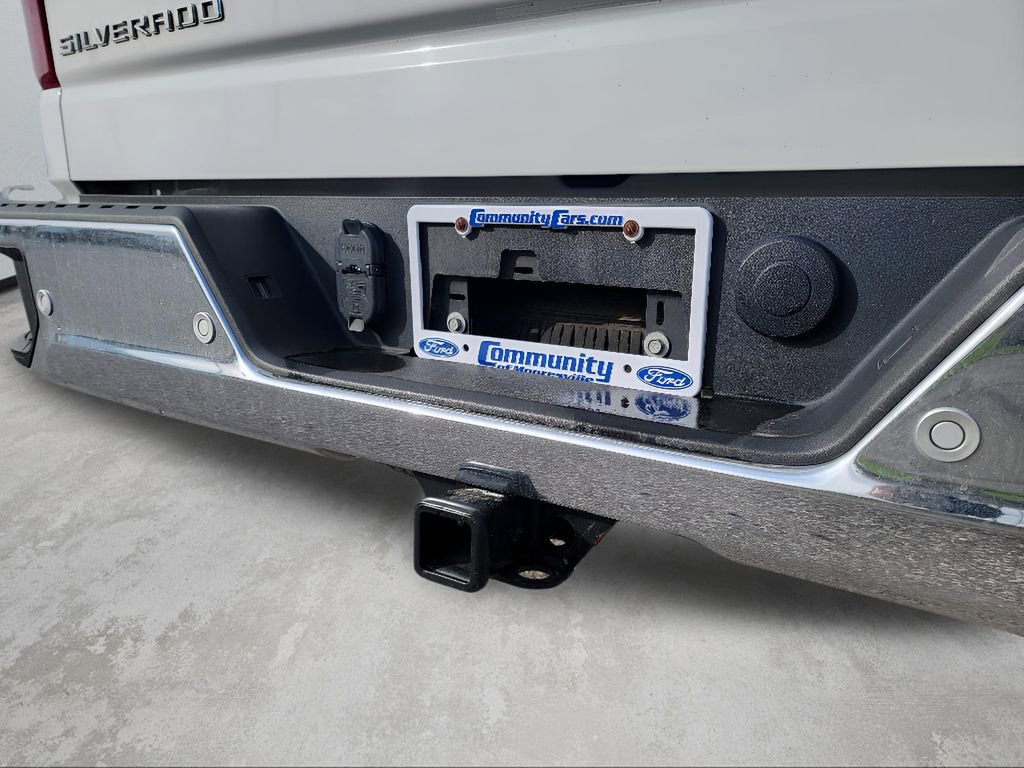 Used 2025 Chevrolet Silverado 1500 W/T w/ WT Value Package image 8