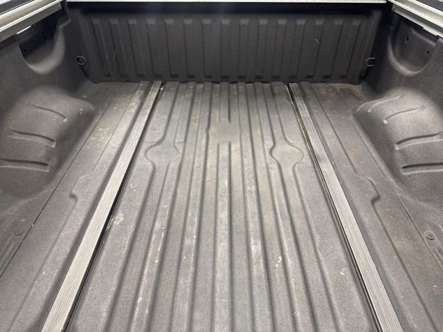 Used 2021 Nissan Titan PRO-4X w/ Pro-4x Convenience Package image 21