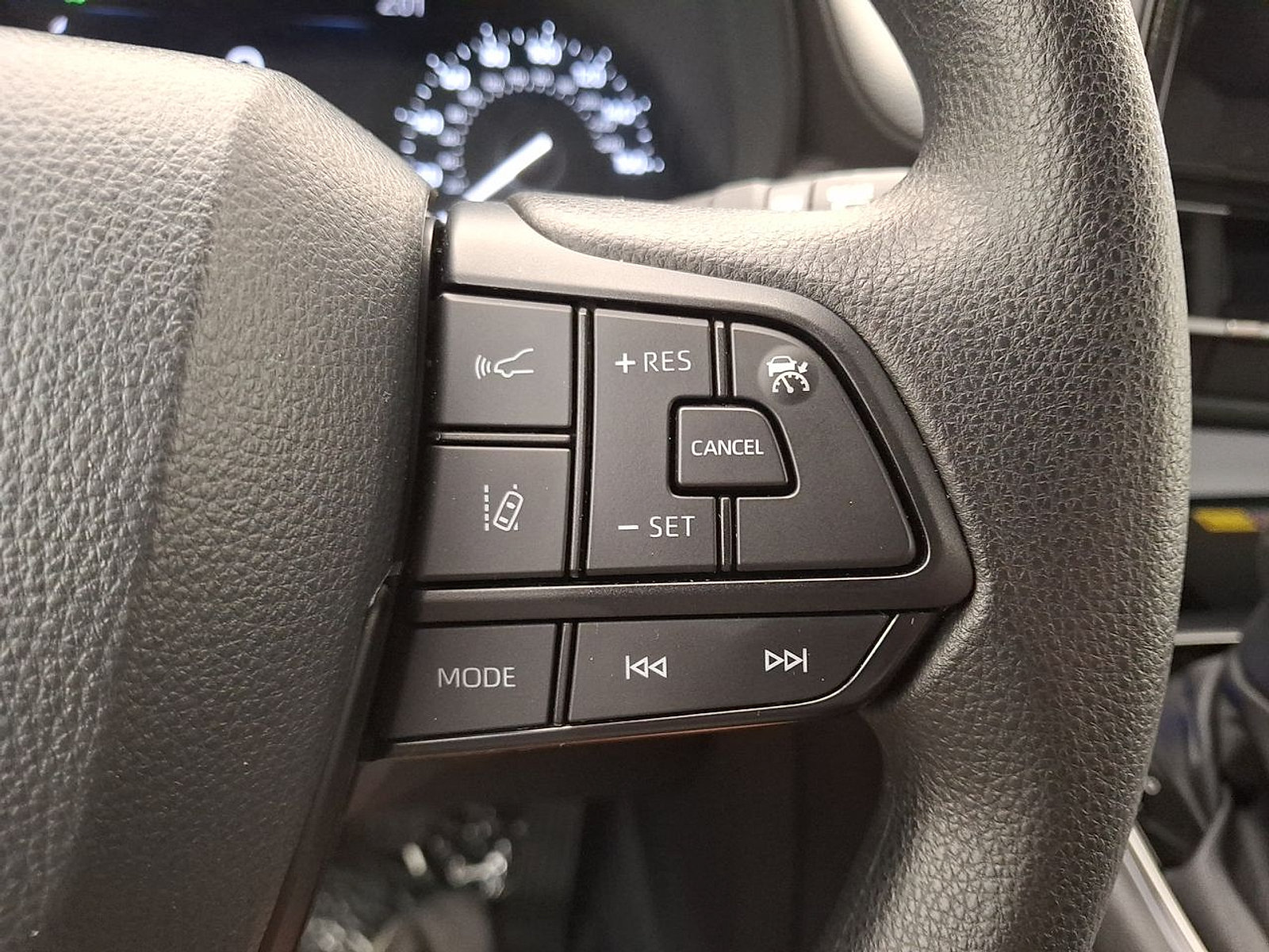 Certified 2026 Toyota Sienna LE AWD/4WD image 22