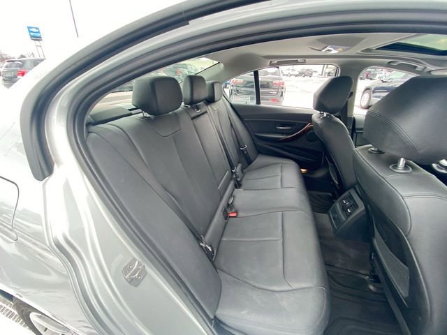 Used 2014 BMW 328i xDrive Sedan AWD/4WD image 12