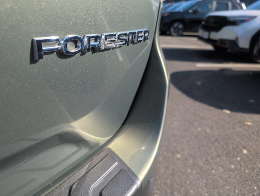 Used 2020 Subaru Forester Premium AWD/4WD image 43
