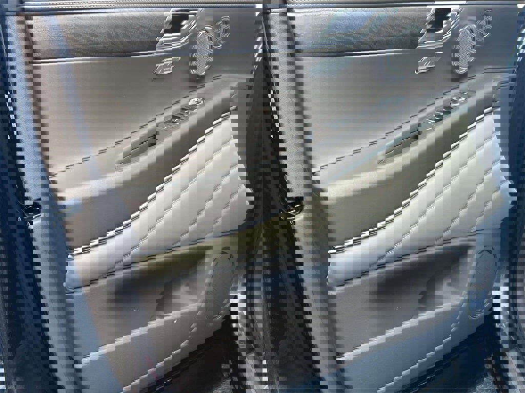 Used 2023 Genesis GV80 3.5T image 28