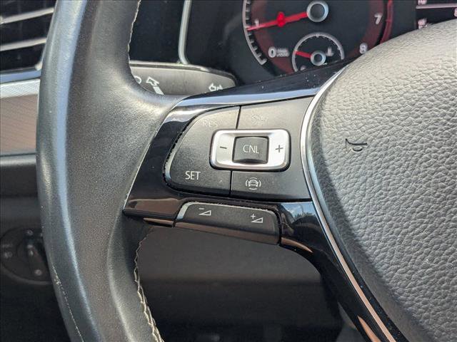 Used 2019 Volkswagen Jetta R-Line w/ R-Line Cold Weather Package image 4
