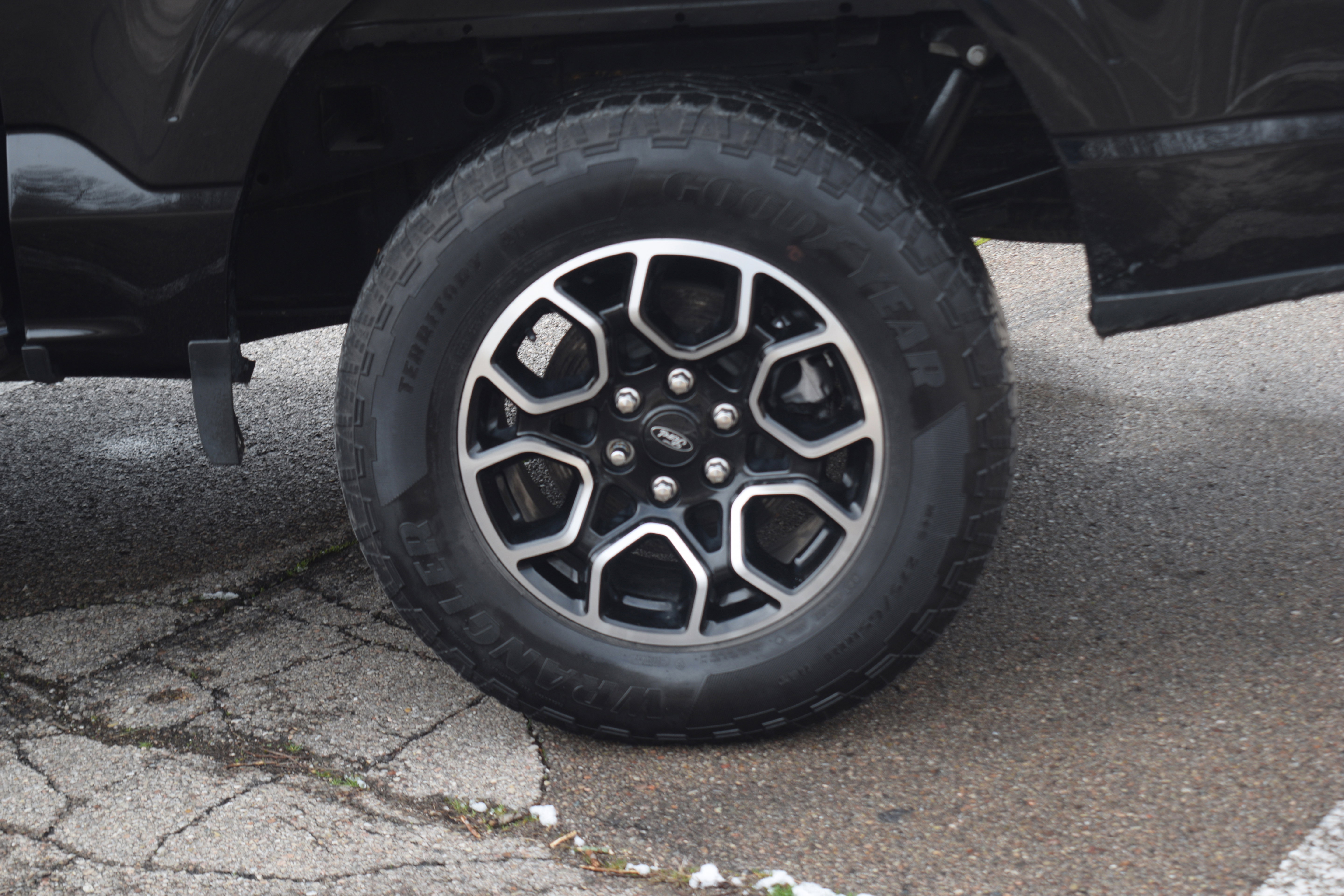 Used 2023 Ford F150 XLT w/ Equipment Group 302A High image 28